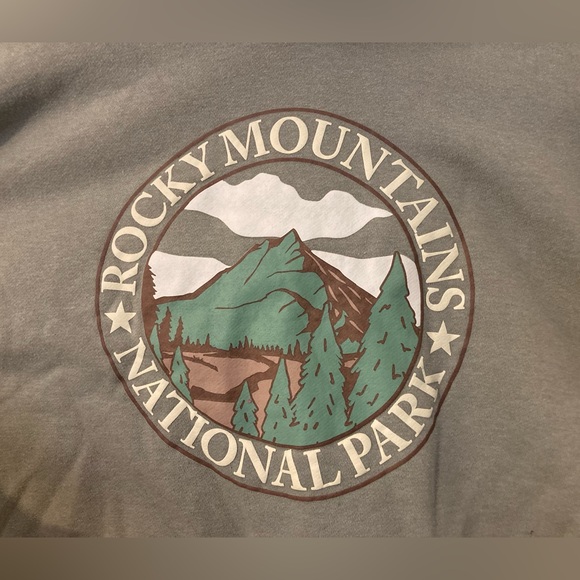 Cropped Green Charlotte Russe Sweatshirt - Picture 3 of 3